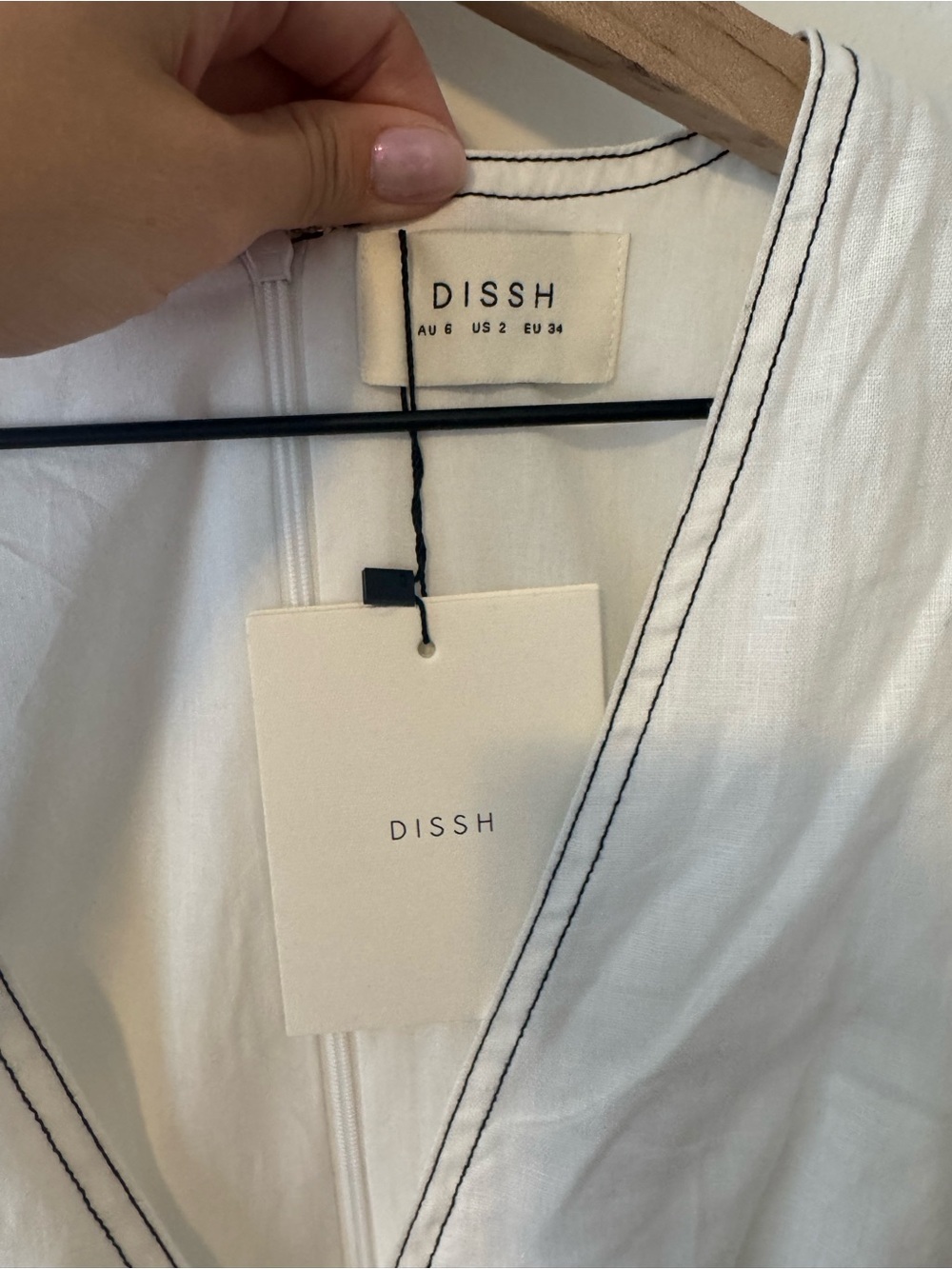 NWT DISSH Rhodes Linen White V-Neck Mini Dress with Contrast Piping Size 2 - Picture 10 of 12